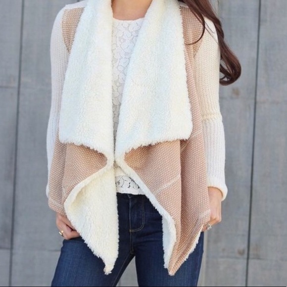 Anthropologie Sweaters - •Saturday Sunday• Anthro Sherpa Lined Cardigan